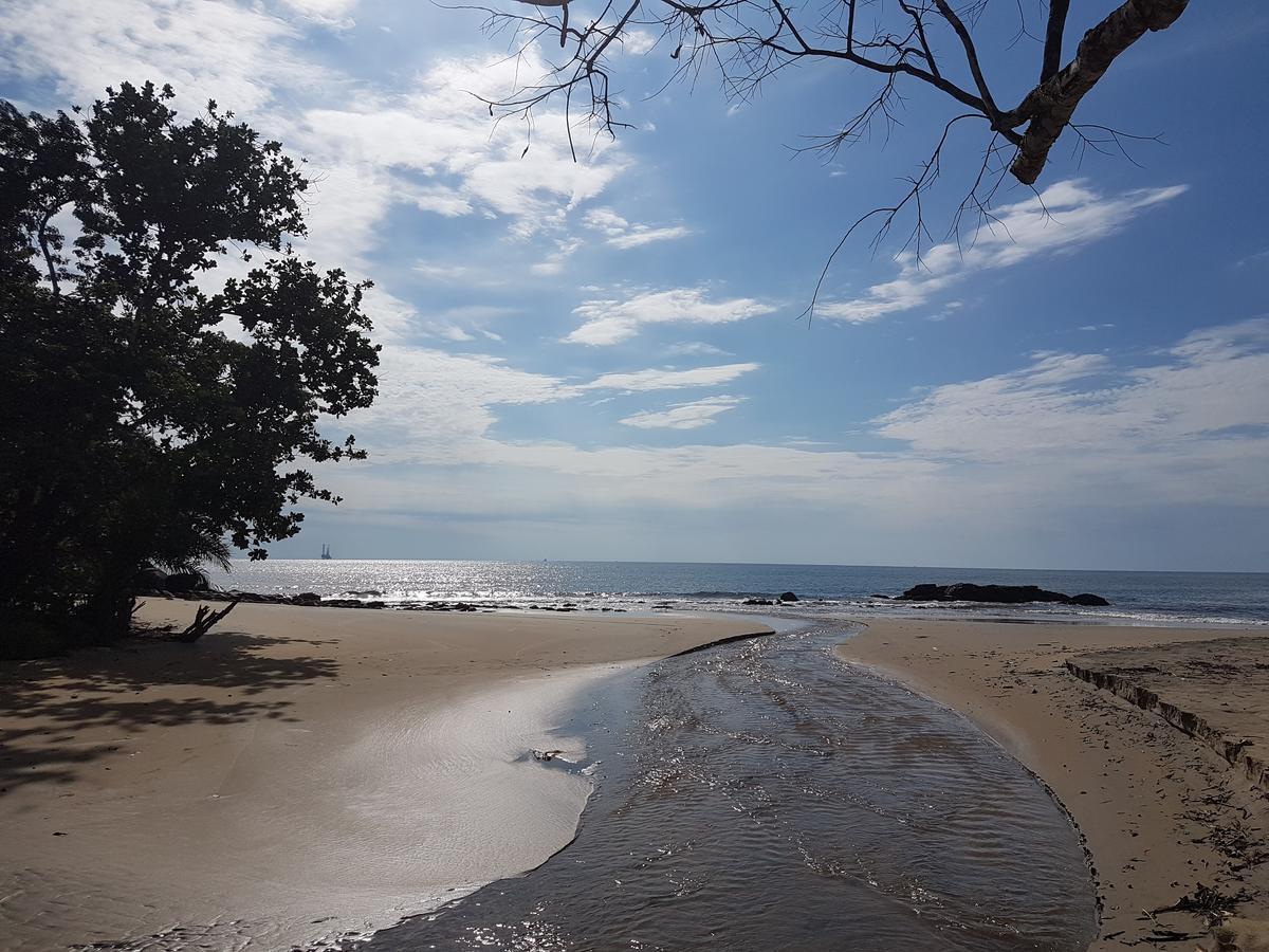 Residence Romiace Kribi Buitenkant foto